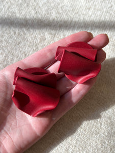 Folded studs - deep red