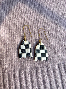 Checkerboard ghosts